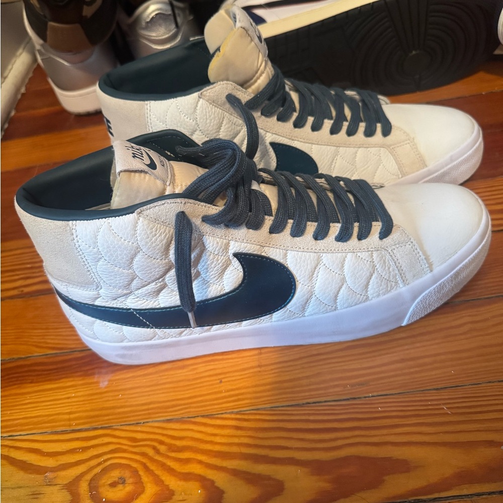 Nike SB Blazer Mid
